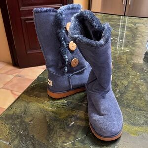 Ugg Styled Boots Classic Tall by VPP brand Blue Suede Size 9